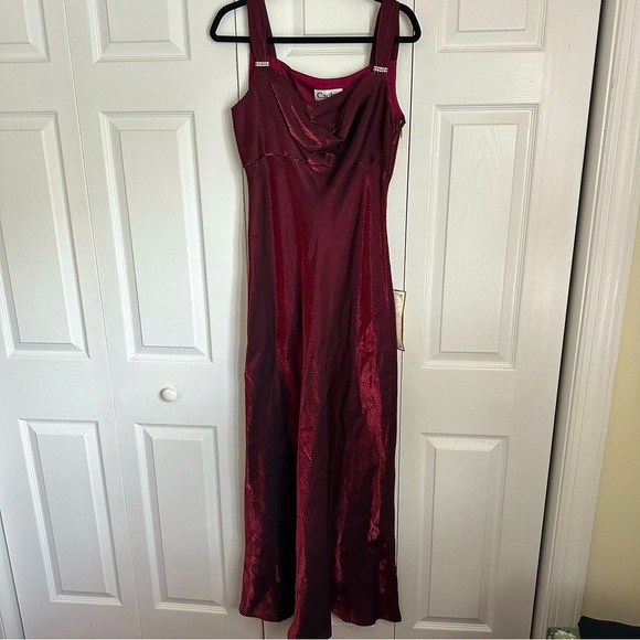 Cachet Vtg Glam Gala Dress Prom Gown Sz 12 Satin Metallic Burgundy Whimsigoth - Picture 1 of 14